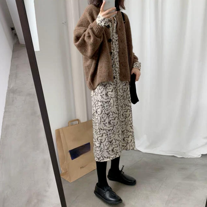 Minimalist Autumn Cardigan